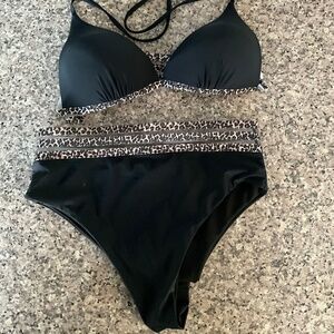 Black Rose Leopard Mesh Trim 2pcs Bikini Swimsuit